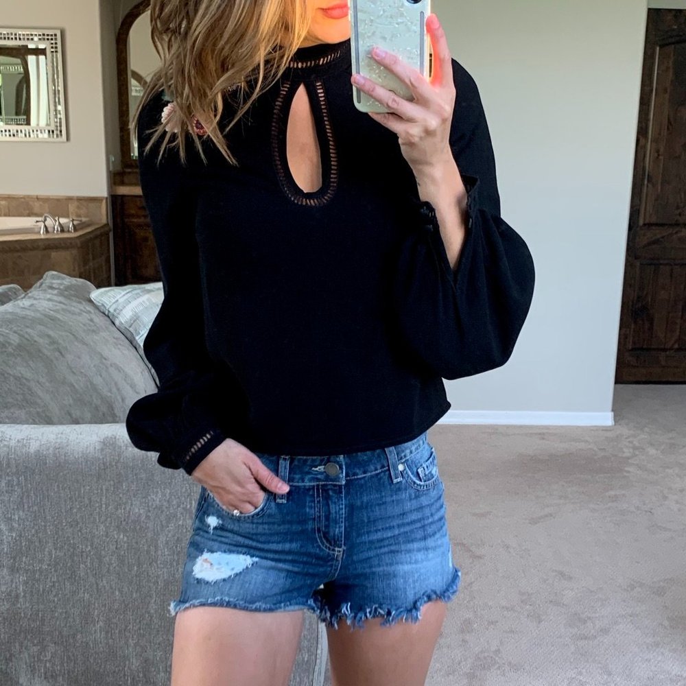 Tularosa Black Floral Coco Keyhole Blouse S